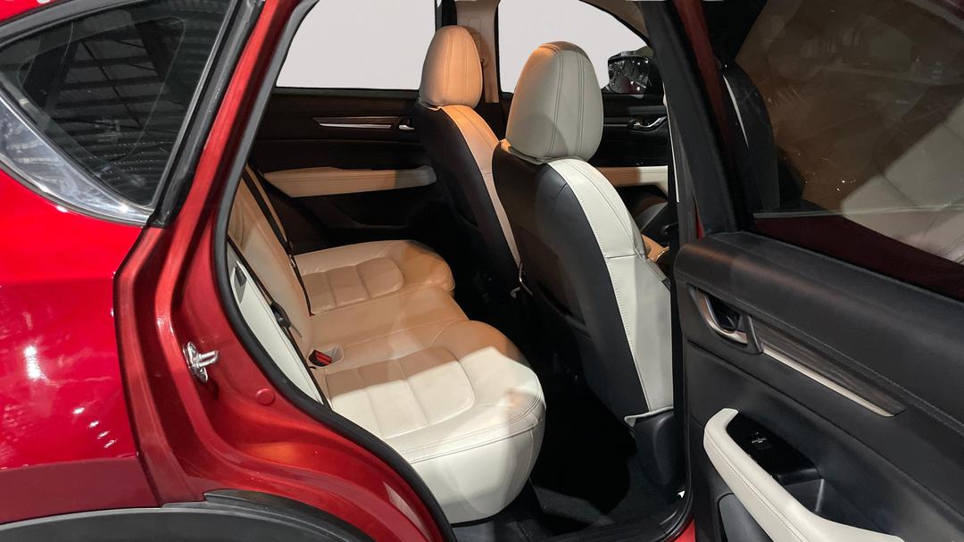 2019 Mazda CX-5 Gt (4x4), Automatic, 124221 km, Right Side Rear Door Cabin View