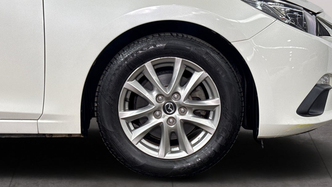 2015 Mazda 3 Neo, Automatic, 148362 km, Right Front Wheel