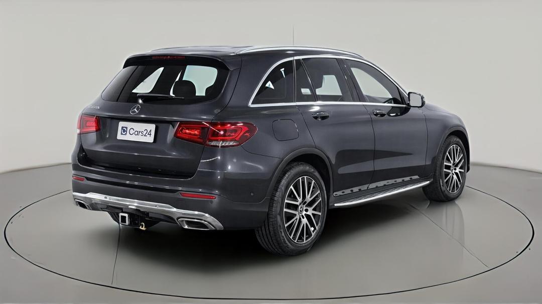 2021 Mercedes-benz GLC 200, Automatic, 46449 km, Right Back Diagonal (45- Degree) View