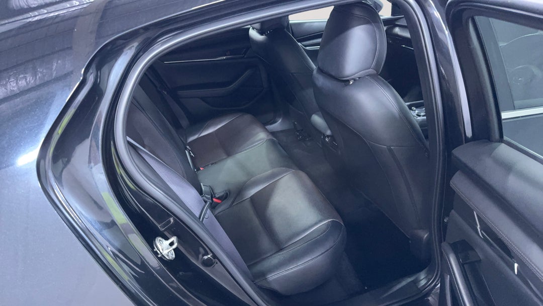 2019 Mazda 3 G25 Gt, Automatic, 82403 km, Right Side Rear Door Cabin View