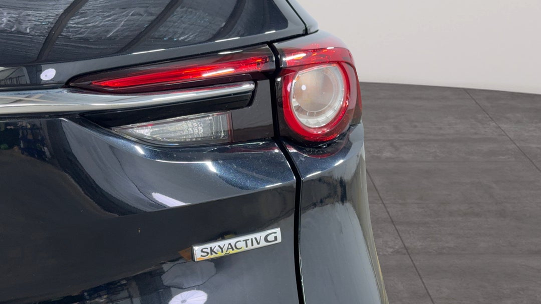 Badge (Boot Right Side)