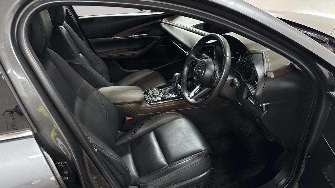 2024 Mazda CX-30 G20 Touring (FWD), Automatic, 17400 km, Right Side Front Door Cabin View