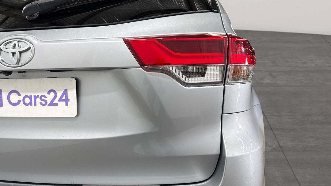 2018 Toyota Kluger Gx (4x2), Automatic, 76982 km, Badge (Boot Right Side)