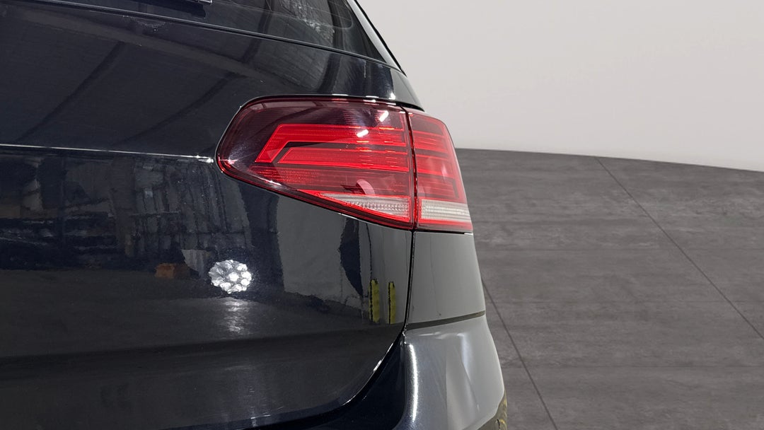 2018 Volkswagen Golf 110 Tsi Highline, Automatic, 85919 km, Badge (Boot Right Side)