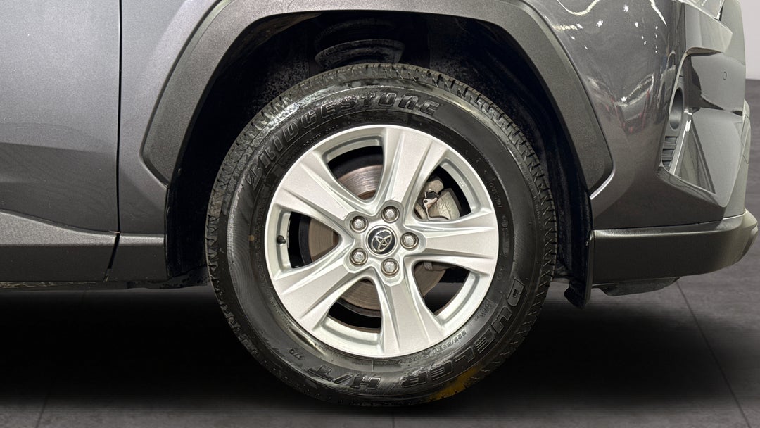 2019 Toyota RAV4 Gx (2WD), Automatic, 111024 km, Right Front Wheel