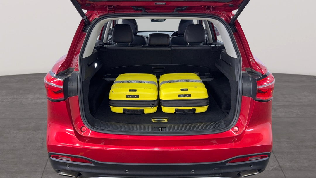 2023 MG HS Excite, Automatic, 56654 km, Boot Inside View with Luggage