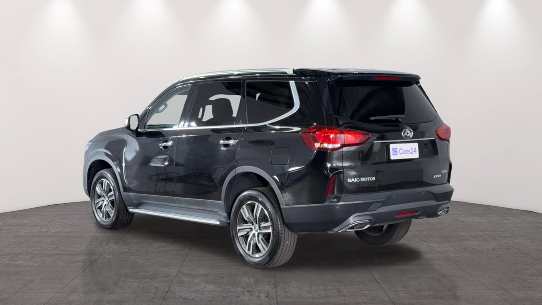 Left Back Diagonal (45- Degree) View