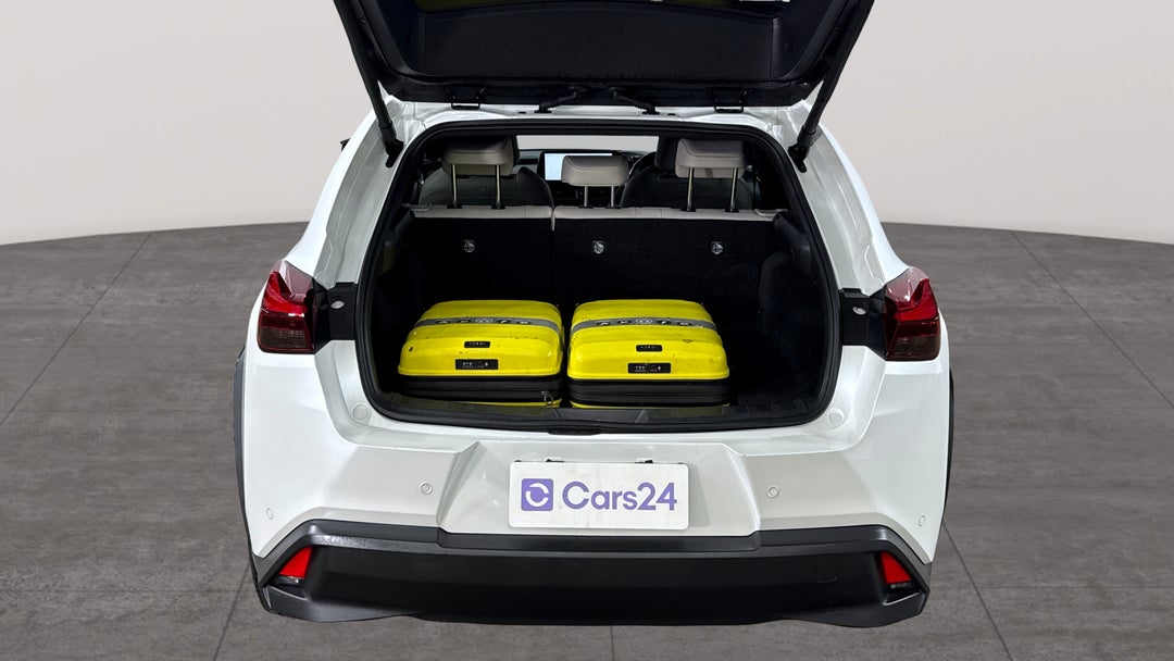 2024 Lexus Ux300h Luxury Hybrid, Automatic, 34128 km, Boot Inside View with Luggage