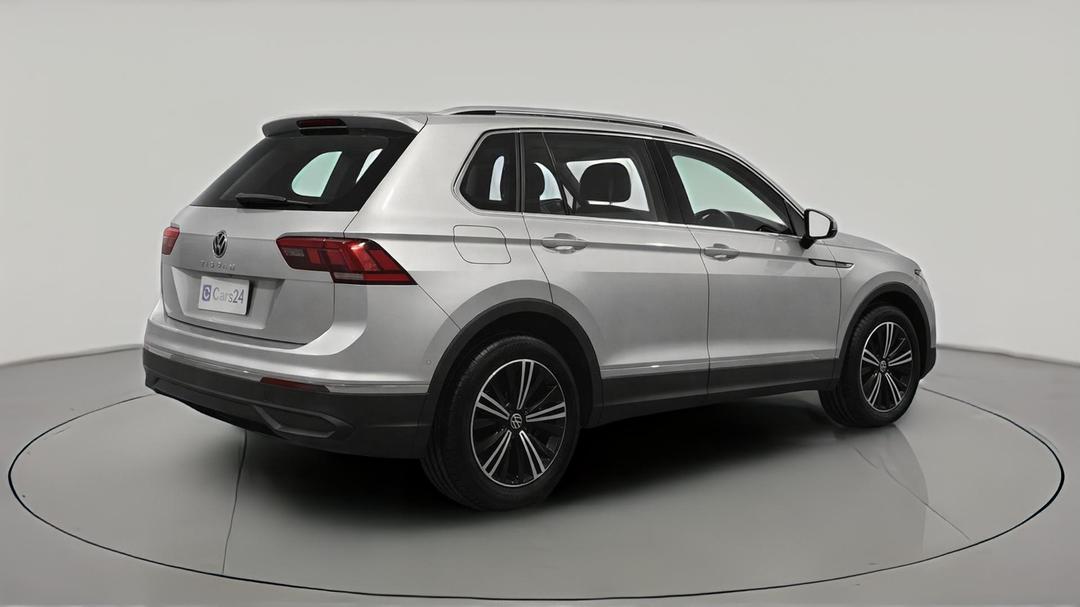 2021 Volkswagen Tiguan 110tsi Life, Automatic, 107906 km, Right Back Diagonal (45- Degree) View