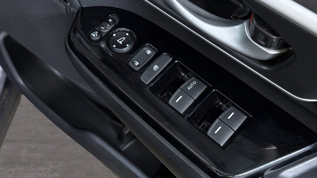 2020 Honda CR-V Vti (2WD), Automatic, 86109 km, Drivers Side Door Panel Controls