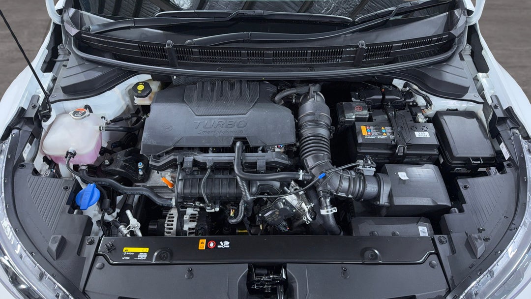 2024 Kia Stonic Gt-line, Automatic, 1441 km, Open Bonnet (Engine)