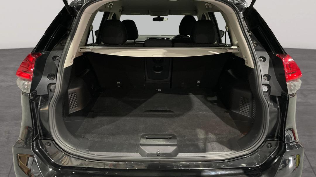 2017 Nissan X-trail St (4x4), Automatic, 132364 km, Boot Inside View
