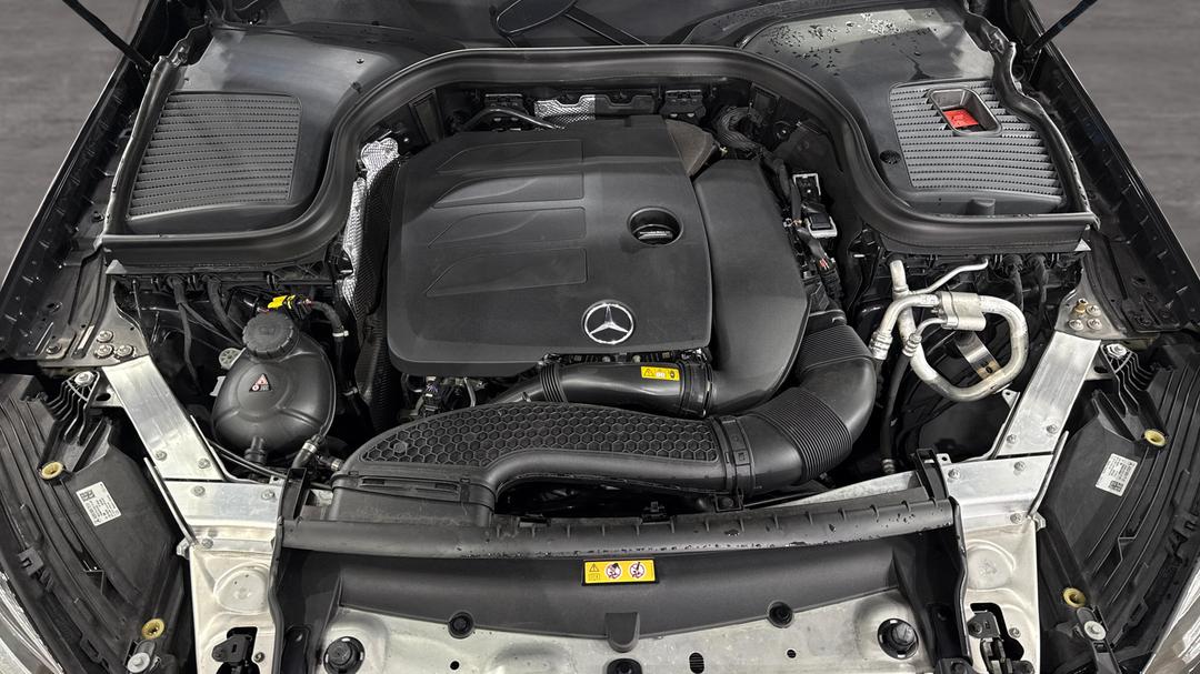 2021 Mercedes-benz GLC 200, Automatic, 46449 km, Open Bonnet (Engine)