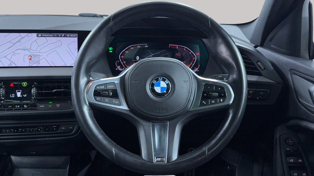 2019 BMW 1 18i M Sport, Automatic, 45275 km, Steering Wheel Close-up