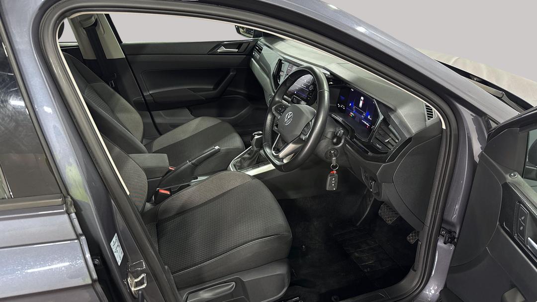 2024 Volkswagen Polo Life, Automatic, 26357 km, Right Side Front Door Cabin View