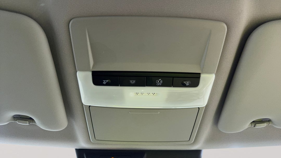 2024 Mitsubishi Outlander Es 7 Seat (2WD), Automatic, 51622 km, On-Roof Controls/Sunglass holder