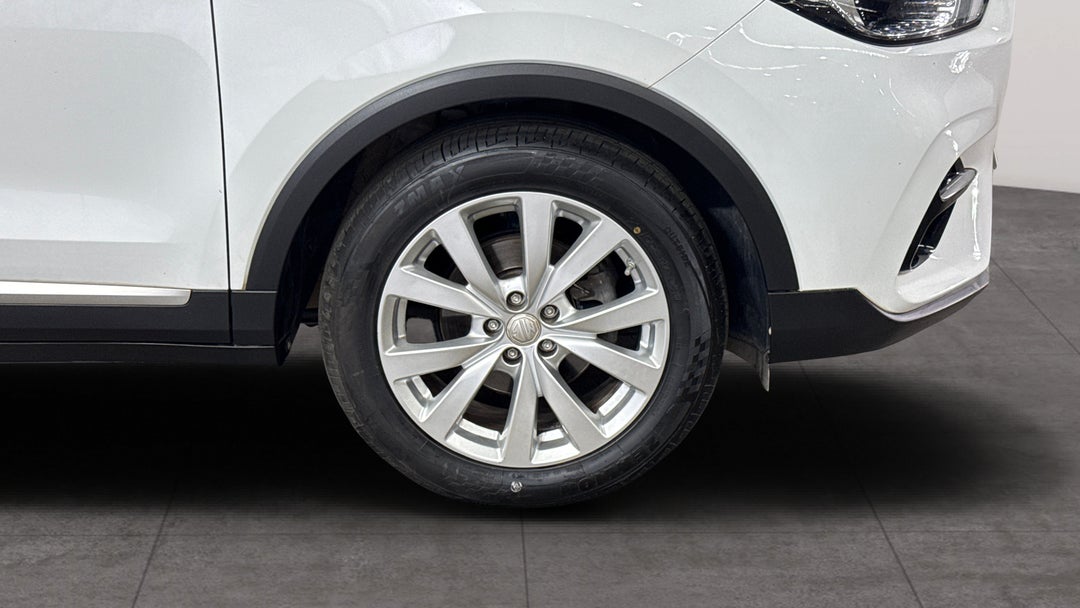 2022 MG Zst Core, Automatic, 62557 km, Right Front Wheel