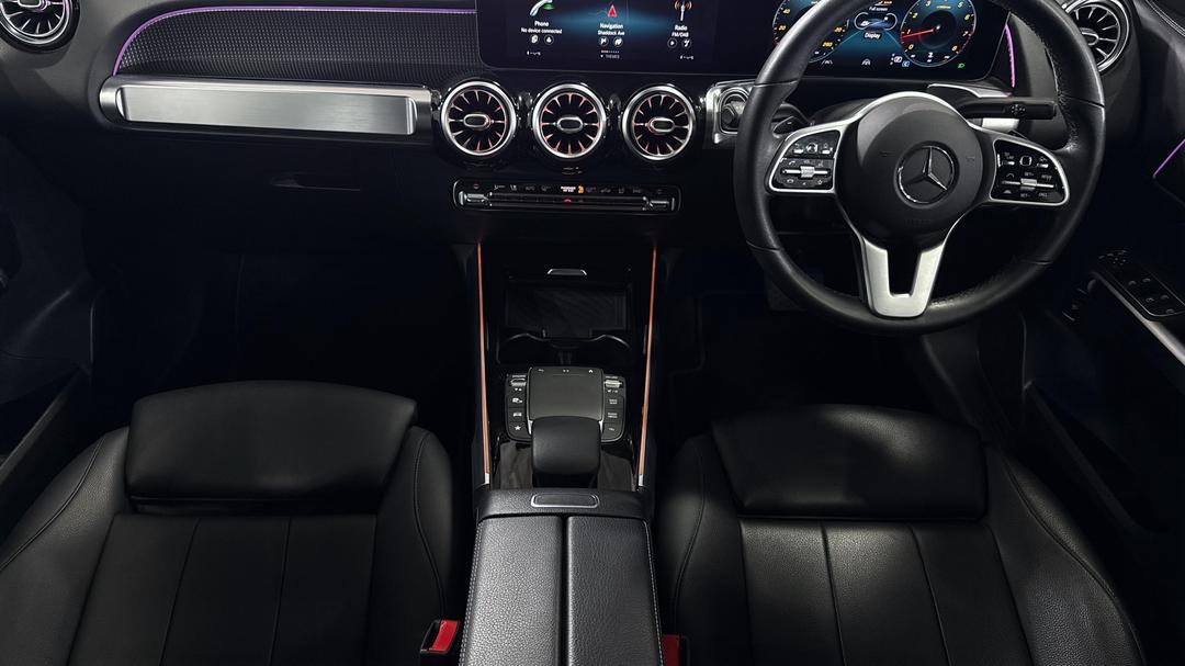 2020 Mercedes-benz Glb 250 4matic, Automatic, 75992 km, Center Console