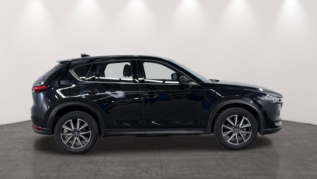 2017 Mazda CX-5 Gt (4x4), Automatic, 104839 km, Drivers Side Door Panel Controls