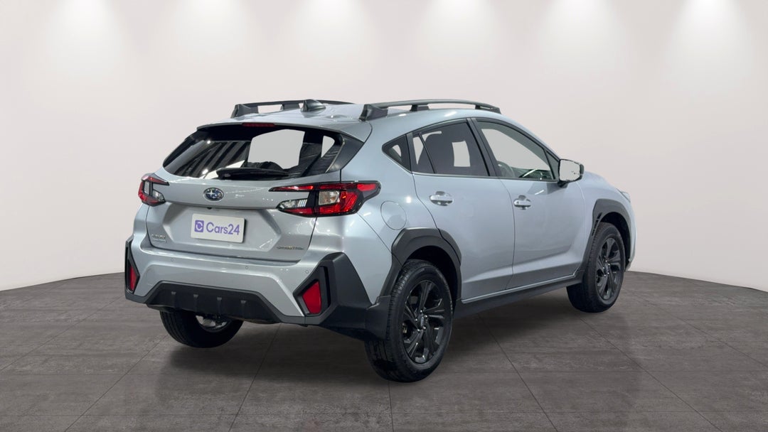 Right Back Diagonal (45- Degree) View