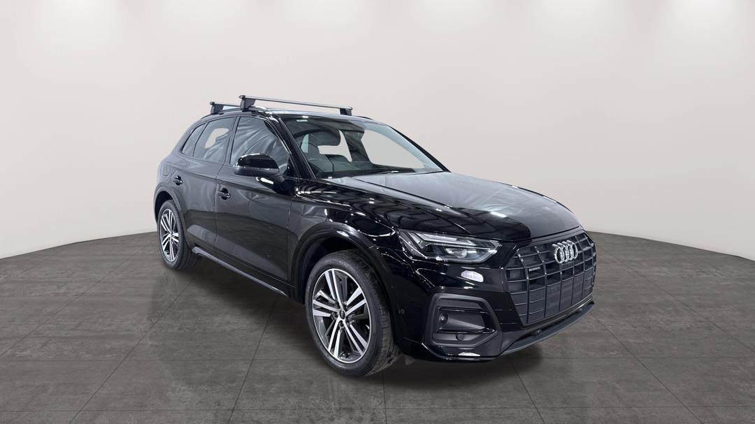 2021 Audi Q5 45 Tfsi Quattro Sport Mhev, Automatic, 71642 km, Right Front Diagonal (45- Degree) View