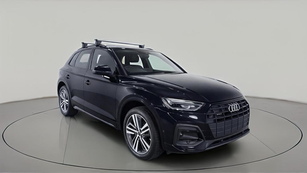 2021 Audi Q5 45 Tfsi Quattro Sport Mhev, Automatic, 71642 km, Right Front Diagonal (45- Degree) View