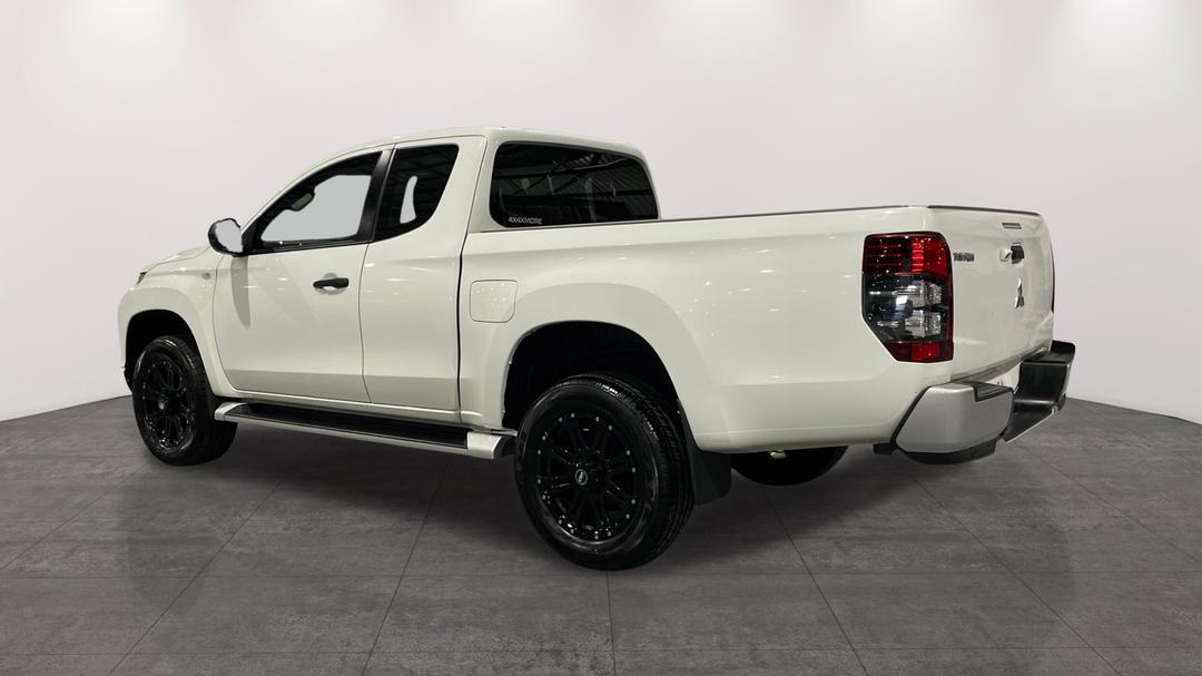 2021 Mitsubishi Triton Glx+ (4x4), Automatic, 65481 km, Left Back Diagonal (45- Degree) View
