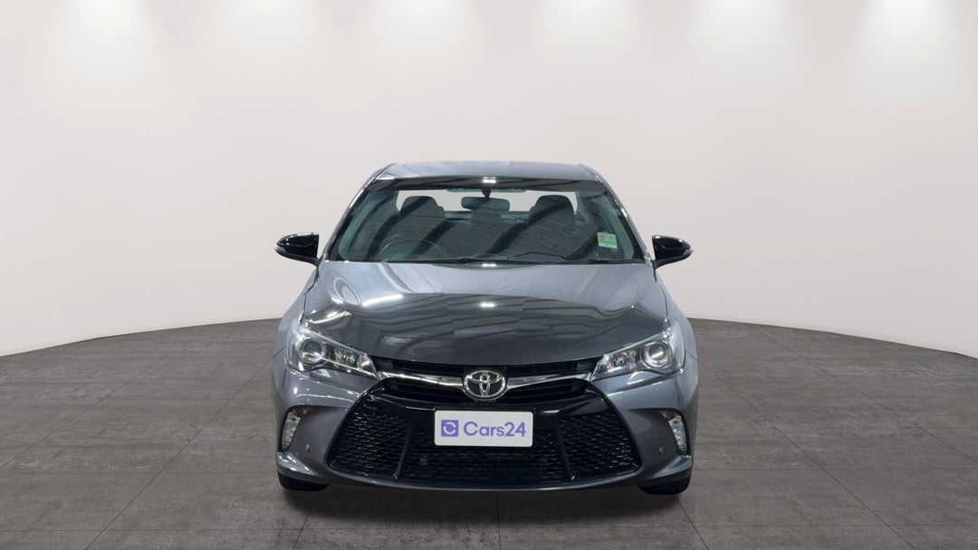 2017 Toyota Camry Rz S.e., Automatic, 47431 km, Front View