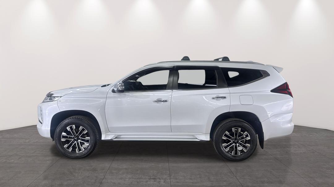 2022 Mitsubishi Pajero Sport Gls (4WD) 7 Seat, Automatic, 17746 km, Left Side View