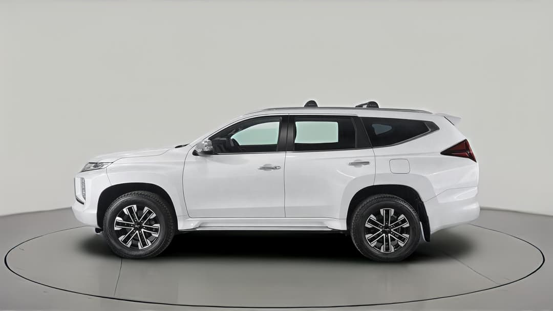 2022 Mitsubishi Pajero Sport Gls (4WD) 7 Seat, Automatic, 17746 km, Left Side View