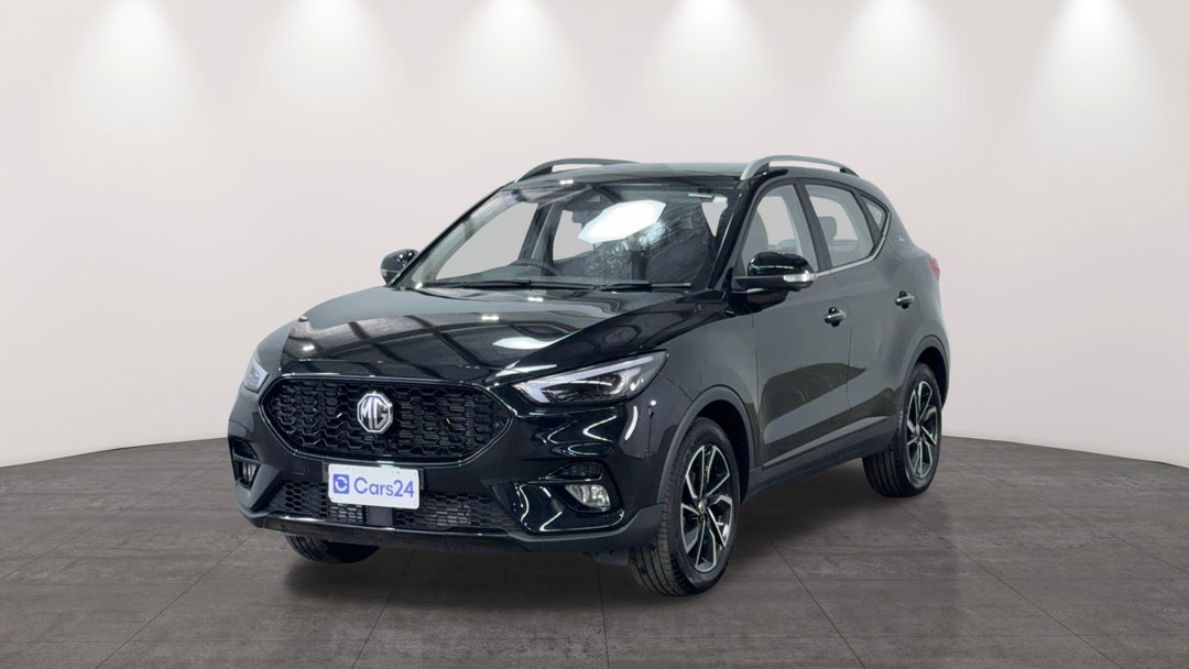 Left Front Diagonal (45- Degree) View