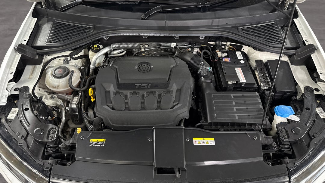 2021 Volkswagen T-roc 140tsi Sport, Automatic, 84710 km, Open Bonnet (Engine)