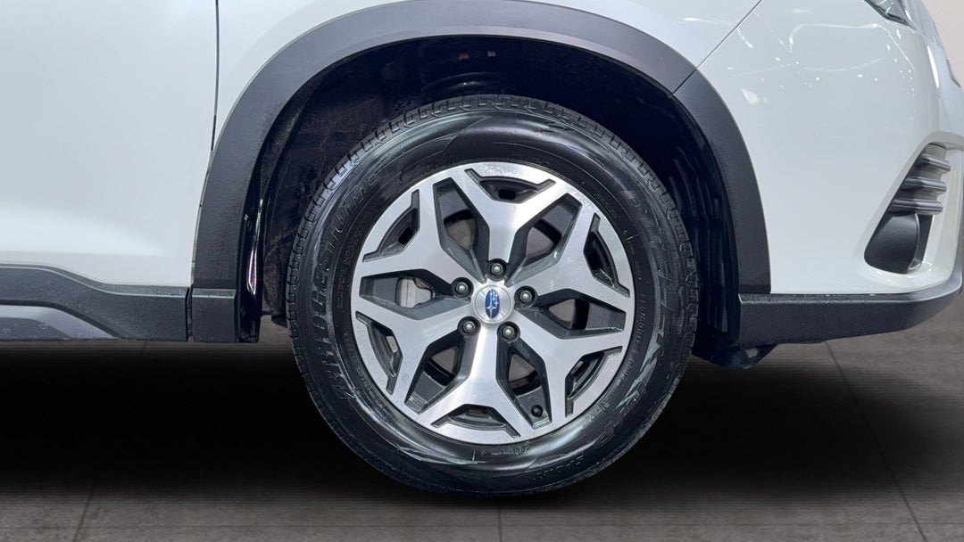 2024 Subaru Forester 2.5i (awd), Automatic, 31895 km, Right Front Wheel