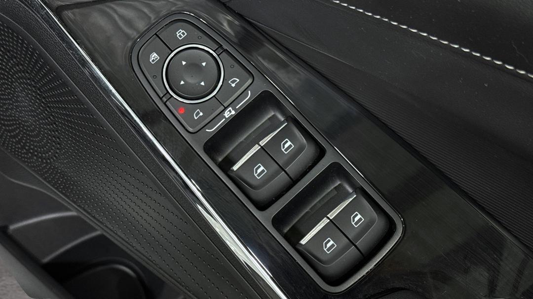 2022 GWM Haval H6 Ultra Hybrid, Automatic, 20377 km, Drivers Side Door Panel Controls