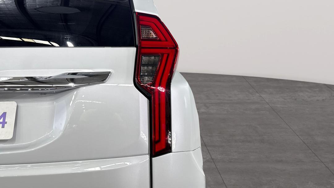 2023 Mitsubishi Pajero Sport Gls (4WD) 7 Seat, Automatic, 19204 km, Badge (Boot Right Side)