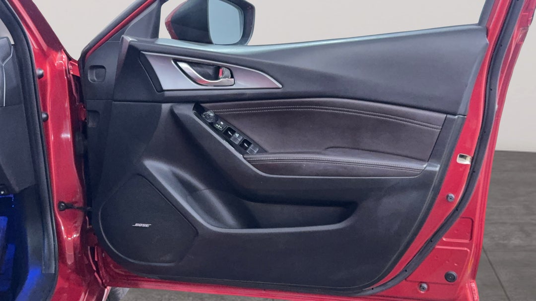 2016 Mazda 3 Sp25 Gt, Automatic, 126221 km, Speaker View