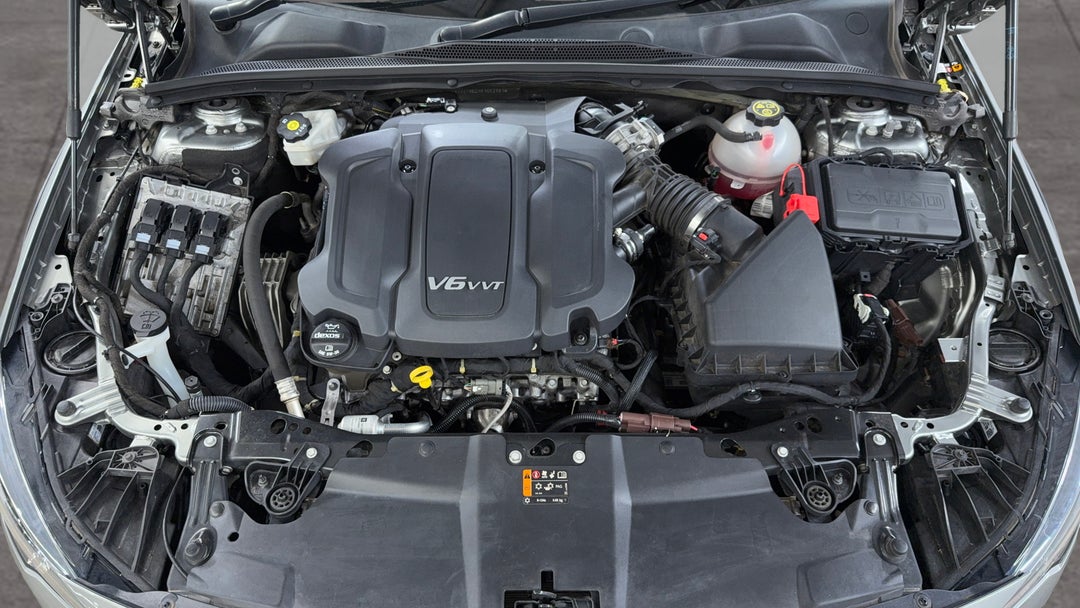 Open Bonnet (Engine)