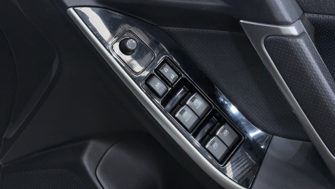 Drivers Side Door Panel Controls