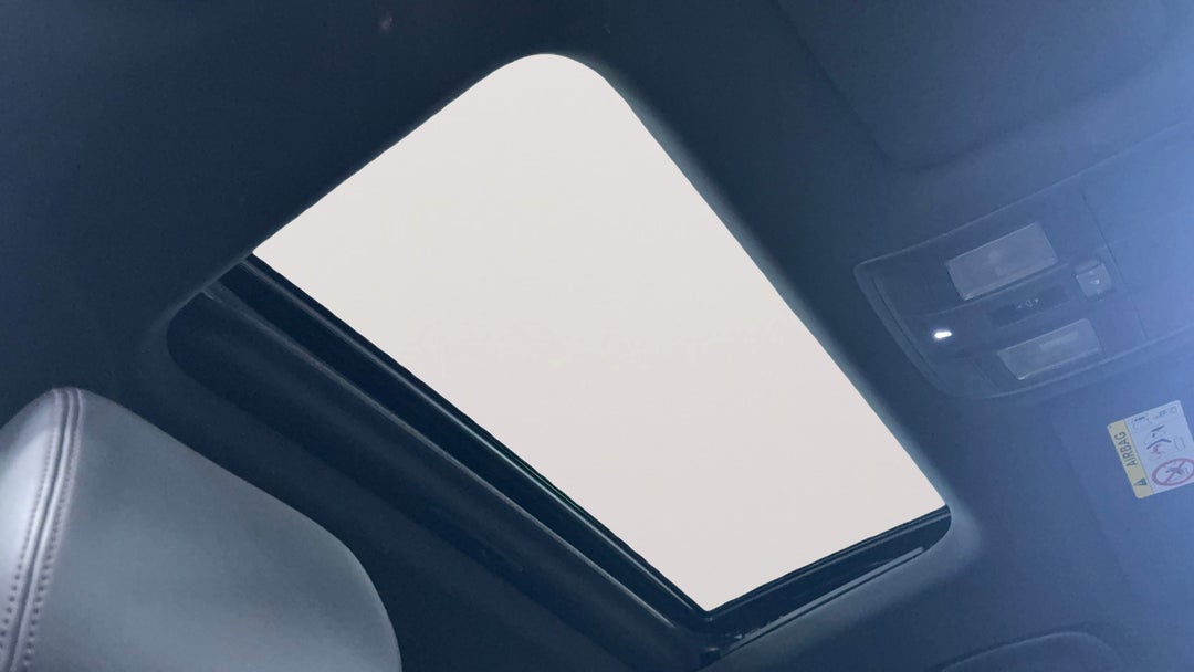 Interior Sunroof/Moonroof