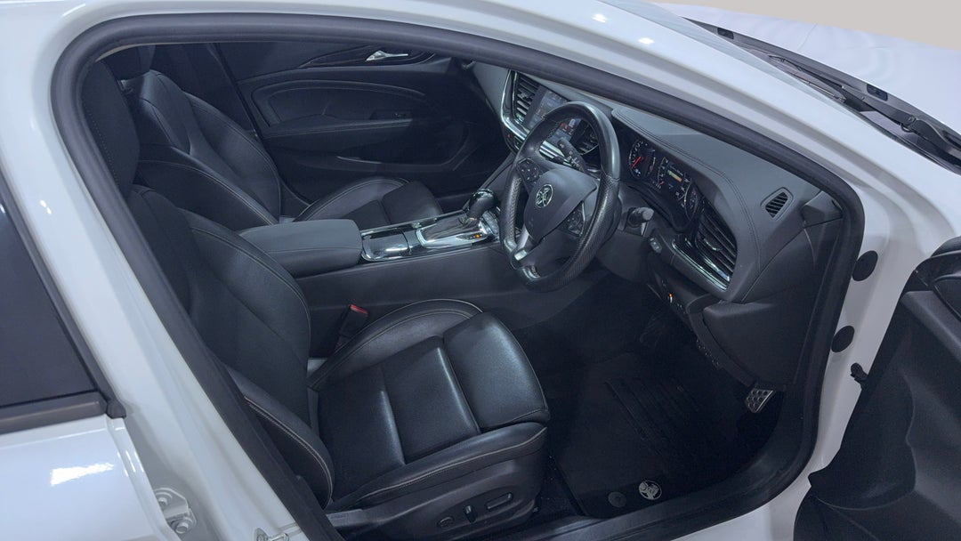 2018 Holden Commodore Rs-v, Automatic, 77855 km, Right Side Front Door Cabin View