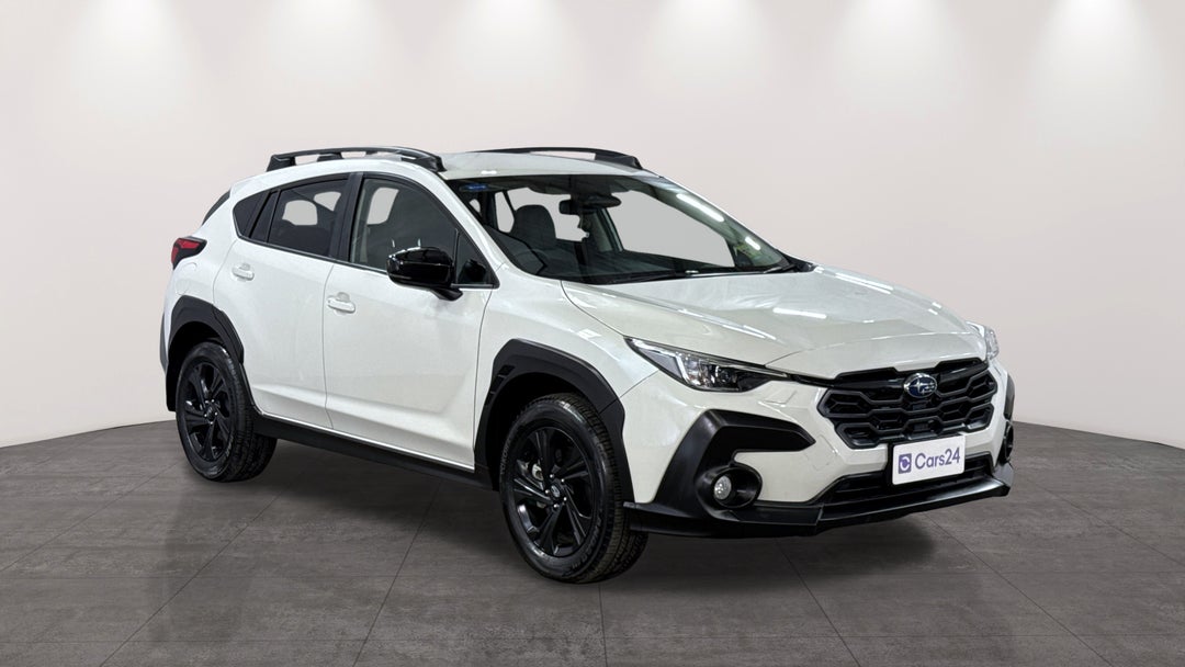 2024 Subaru Crosstrek AWD 2.0l, Automatic, 24751 km, Right Front Diagonal (45- Degree) View
