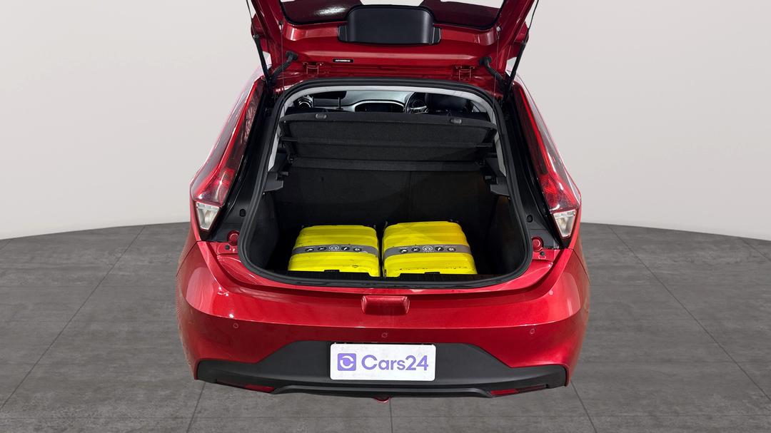 2019 MG Mg3 Auto Core, Automatic, 50767 km, Boot Inside View with Luggage