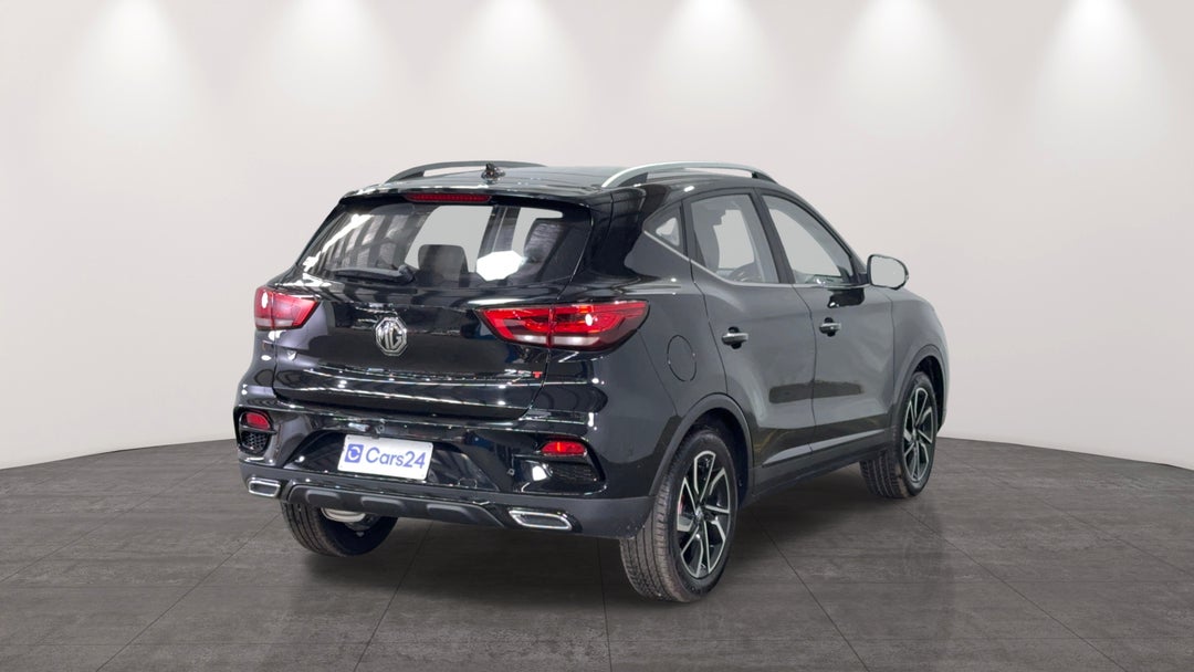 Right Back Diagonal (45- Degree) View