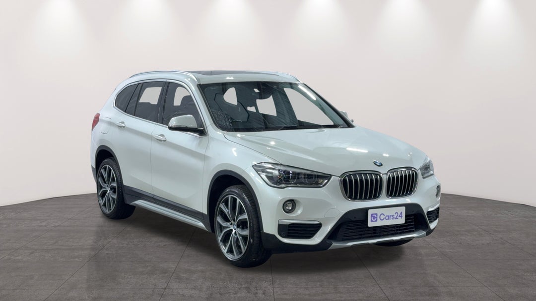 2018 BMW X1 Xdrive 25i, Automatic, 82620 km, Right Front Diagonal (45- Degree) View