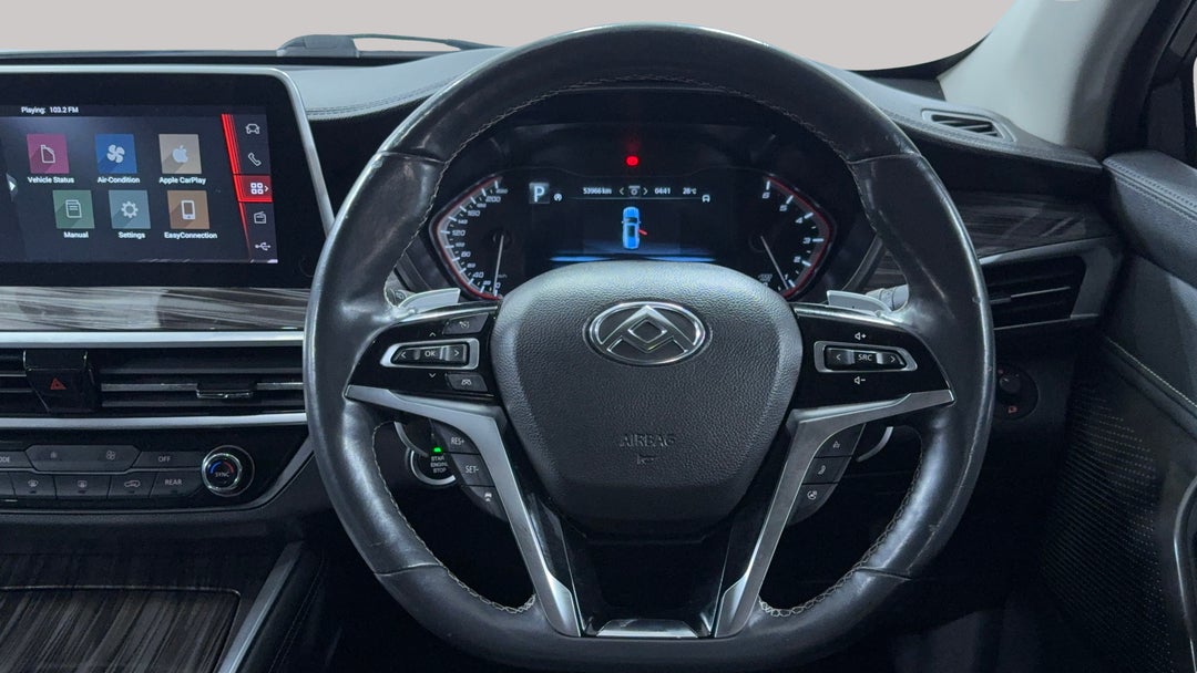 2021 LDV D90 Executive (4WD) D20, Automatic, 53966 km, Steering Wheel Close-up