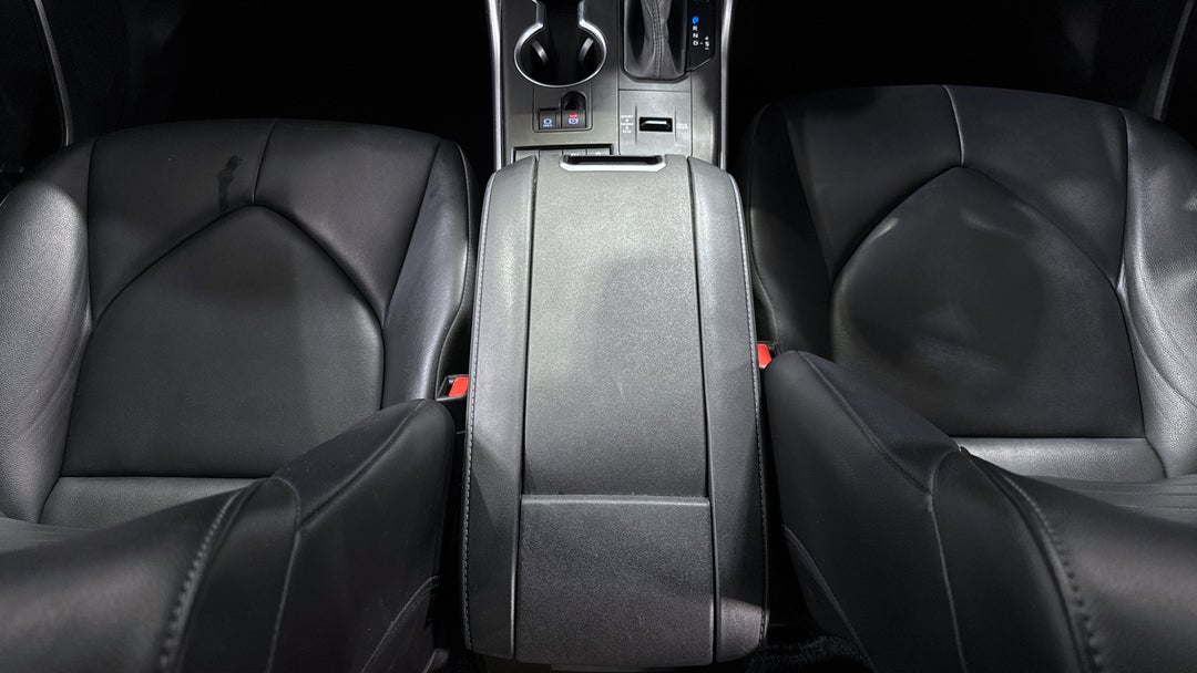 2021 Toyota Kluger Gxl Hybrid AWD, Automatic, 89513 km, Center Console