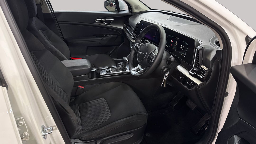 2022 Kia Sportage Sx (FWD), Automatic, 36303 km, Right Side Front Door Cabin View