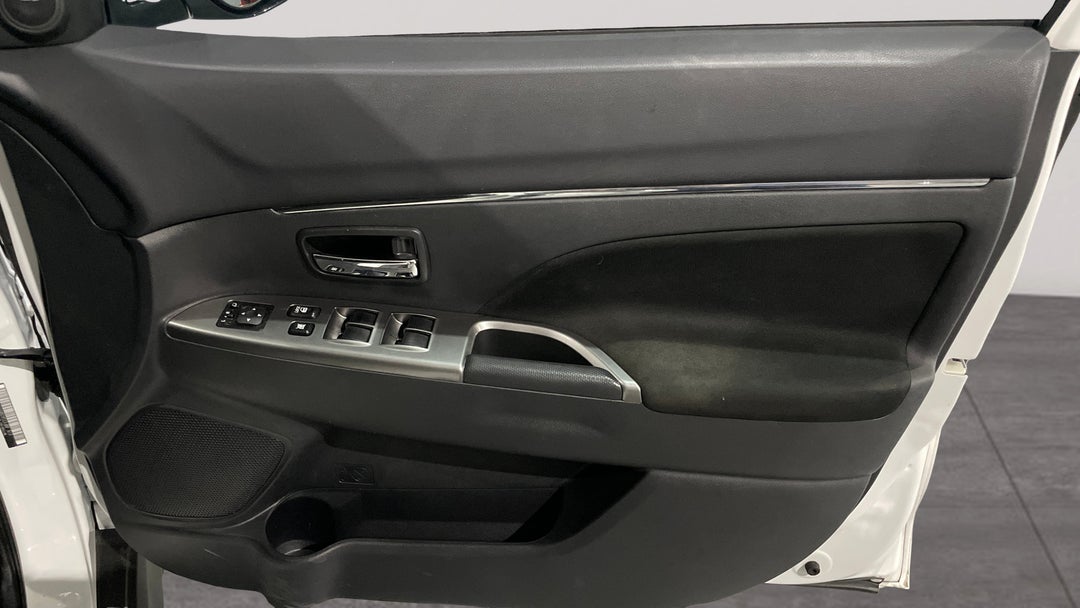 2024 Mitsubishi ASX Ls (2WD), Automatic, 31443 km, Speaker View