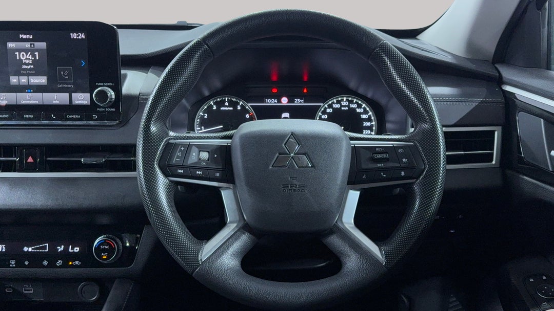 2024 Mitsubishi Outlander Es 5 Seat (2wd), Automatic, 55336 km, Steering Wheel Close-up