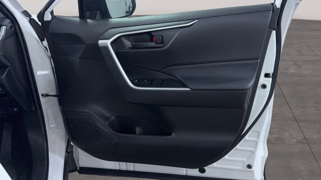 2020 Toyota RAV4 Gx (2WD) Hybrid, Automatic, 107619 km, Speaker View